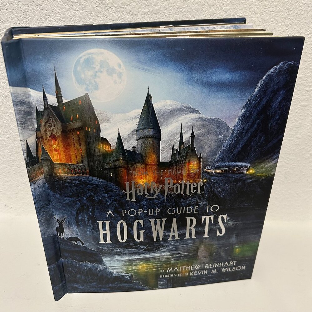 Harry Potter: A Pop Up Guide to Hogwarts